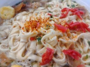 マルちゃん沖縄そば（東洋水産）