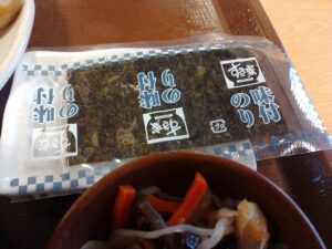 ソーセージエッグ朝食