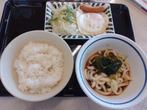 目玉焼き朝定食