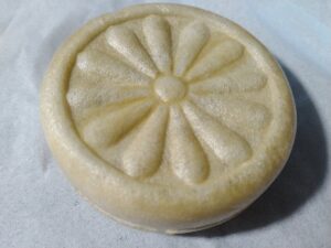 もち入り粒あん最中（緑美堂）