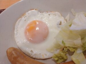 納豆ソーセージエッグ朝食（すき家）