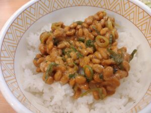 納豆ソーセージエッグ朝食（すき家）