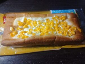 たっぷりコーンマヨネーズパン（パスコ）