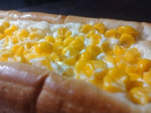 たっぷりコーンマヨネーズパン（パスコ）