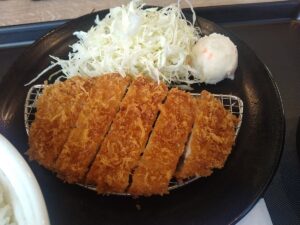 得朝ロースカツ定食（松のや）