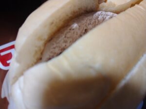 生チョコクリームサンドW（フジパン）