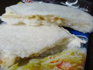 ランチパック塩焼きそば（山崎製パン）
