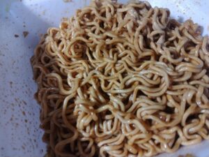 ごつ盛りソース焼そば（東洋水産）