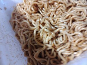 ごつ盛りソース焼そば（東洋水産）