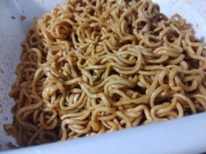 ごつ盛りソース焼そば（東洋水産）