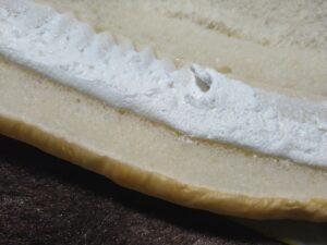 ばななみるくコッペ