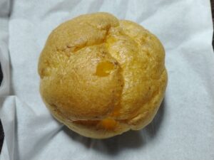 牛乳と卵のシュークリーム自家炊きカスタード