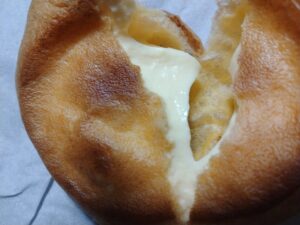 牛乳と卵のシュークリーム自家炊きカスタード