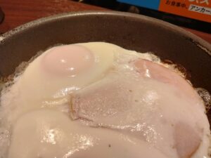 Wハムエッグ納豆定食