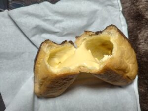 牛乳と卵のエクレア(モンテール)