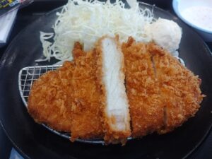 大麦豚特朝ロースかつ定食