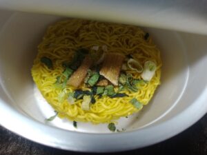 マルちゃん麺づくり鶏ガラ醤油（東洋水産）