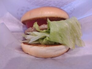 朝の野菜バーガー～オーロラソース～（モスバーガー）