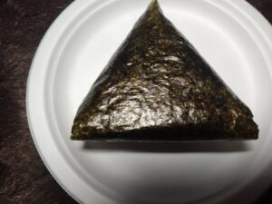 ツナマヨおにぎり（業務スーパー）