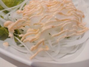 明太オニオンサラダ（魚べい）