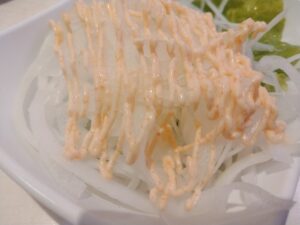 明太オニオンサラダ（魚べい）