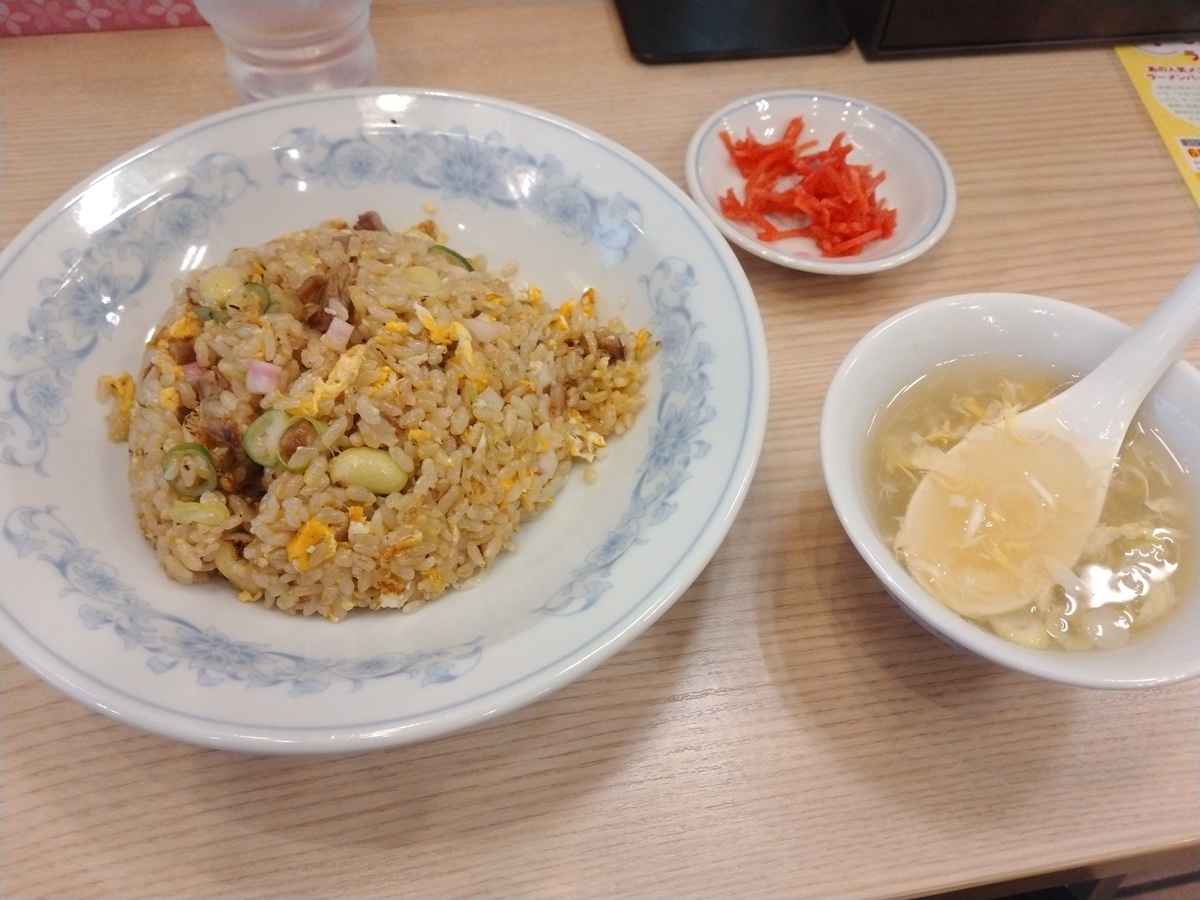 期間限定秘伝豆玄米チャーハン（ぎょうざの満州）