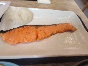 炙り焼鮭朝定食（松屋）