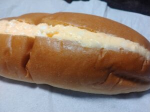 たまごロール（山崎製パン）