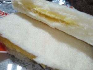 ランチパックりんごカスタード