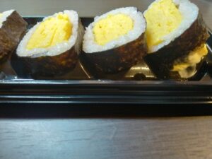 厚焼き玉子の太巻き(からしマヨネーズ)