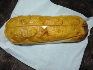 シューロールいちごホイップ