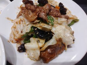 牛肉ときくらげの野菜炒め定食